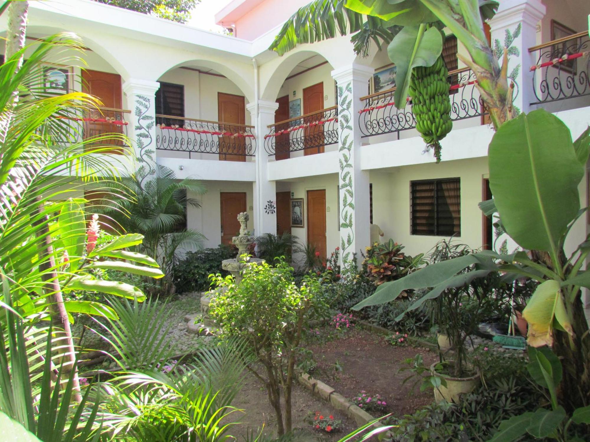 Hotel Villa Serena Escalon سان سلفادور المظهر الخارجي الصورة